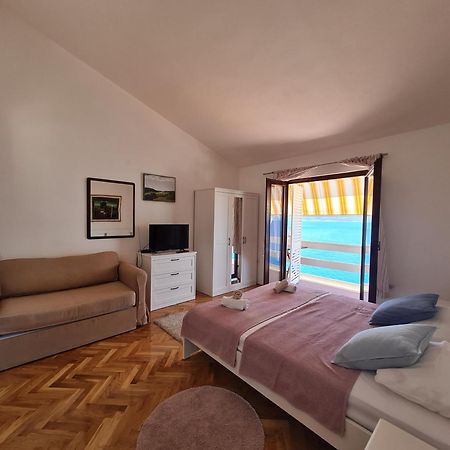 Apartments Apartmani Pintar Mimice Exterior photo