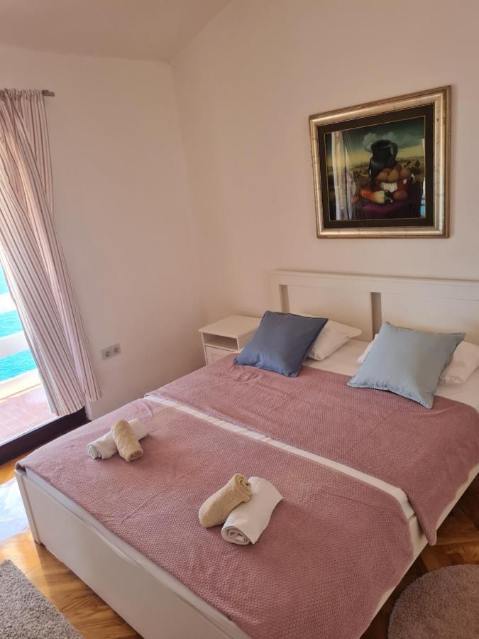Apartments Apartmani Pintar Mimice Exterior photo