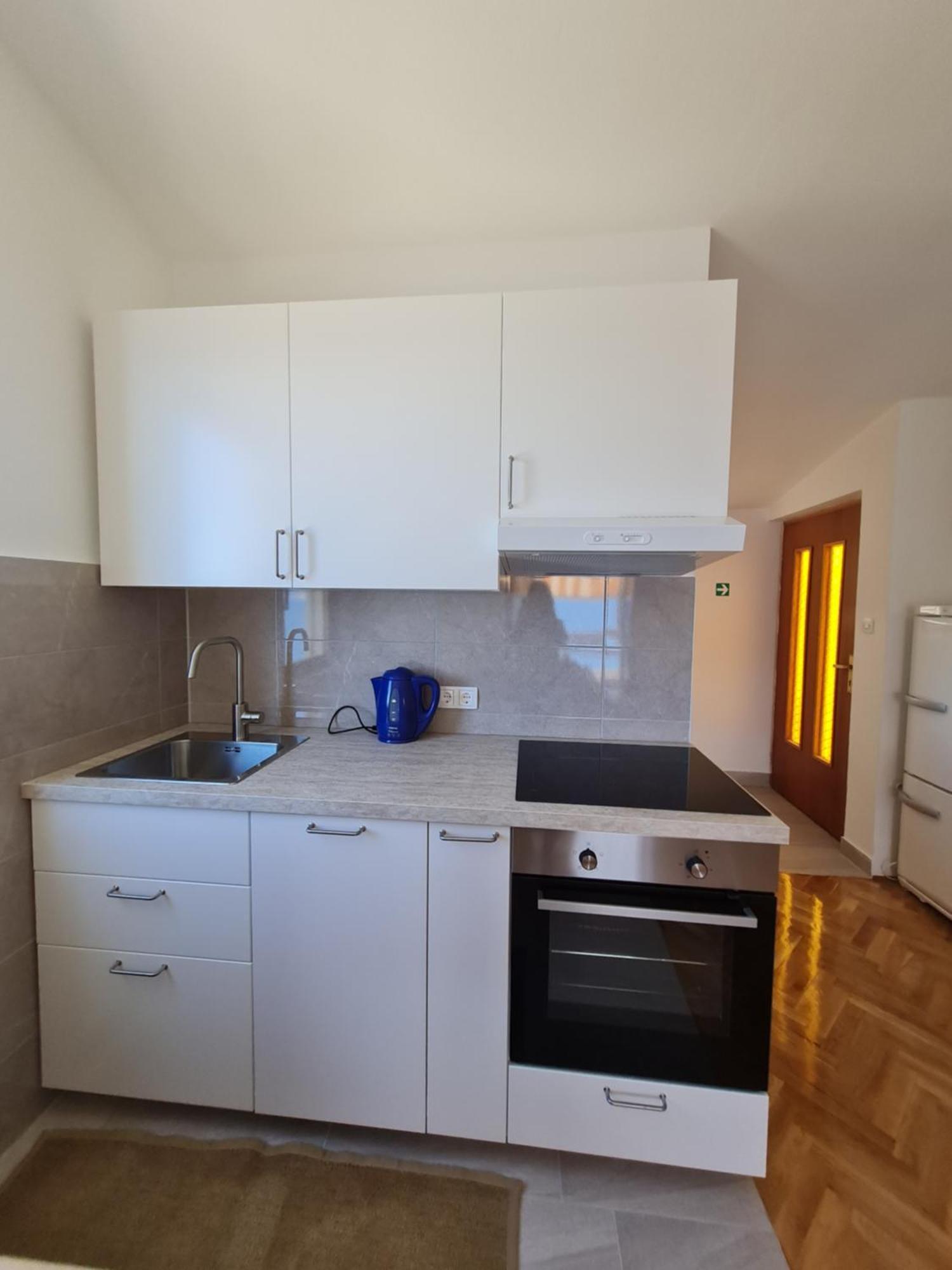 Apartments Apartmani Pintar Mimice Exterior photo